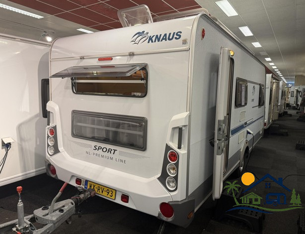 Knaus Sport 500 FDK – stapelbed, vast bed en gezellige zitgroep